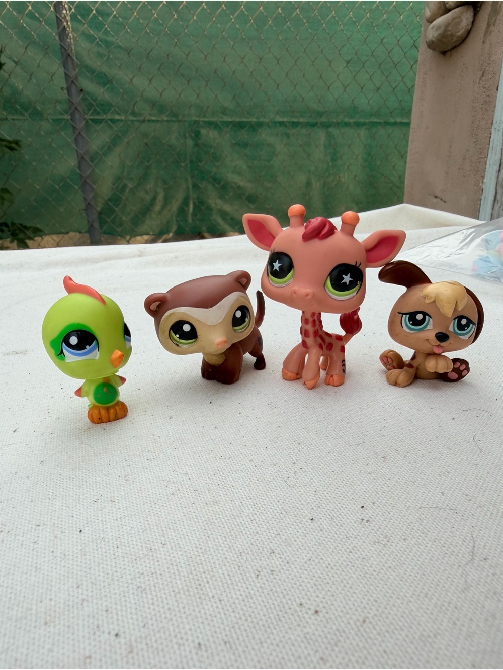 Littlest pet shop bobble head figurine bundle
